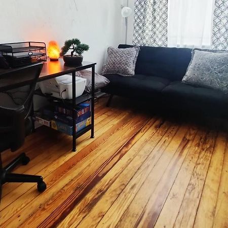Appartamento Lovely 2Br W Office Space - King Bed & Alexa Pittsburgh Esterno foto