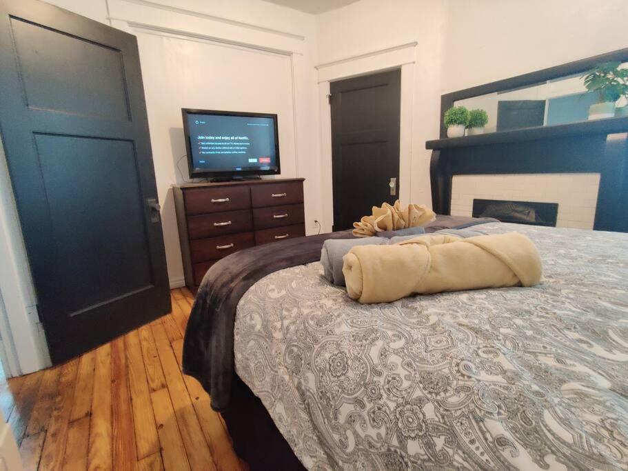 Appartamento Lovely 2Br W Office Space - King Bed & Alexa Pittsburgh Esterno foto