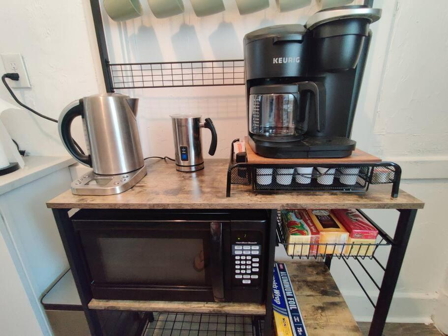Appartamento Lovely 2Br W Office Space - King Bed & Alexa Pittsburgh Esterno foto